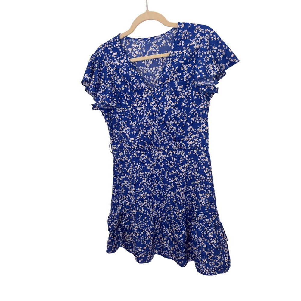 Cupshe Mini Dress M Blue Floral‎ Faux Wrap Flutter Sleeve Cottagecore Swim Cover